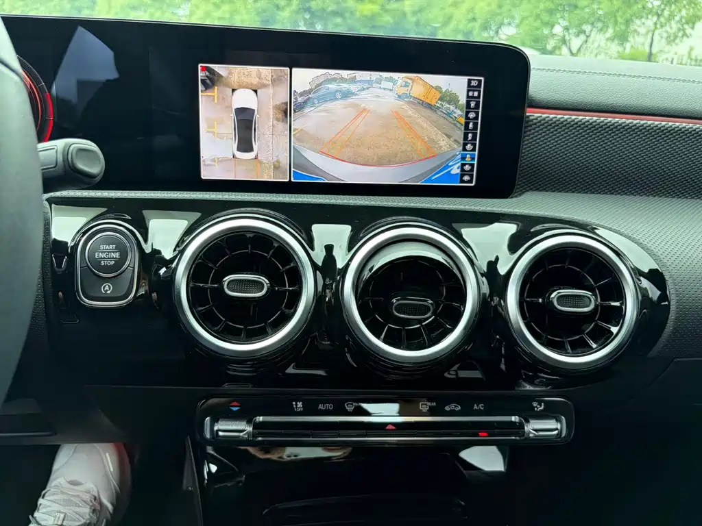 Mercedes-Benz A-Class 2021 — фото 12