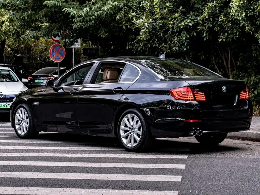BMW 5 Series 2013 — фото 11