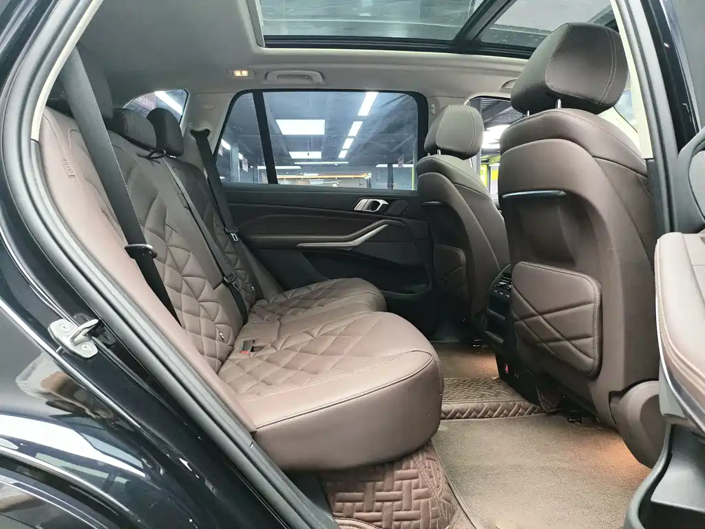 BMW X5 2023