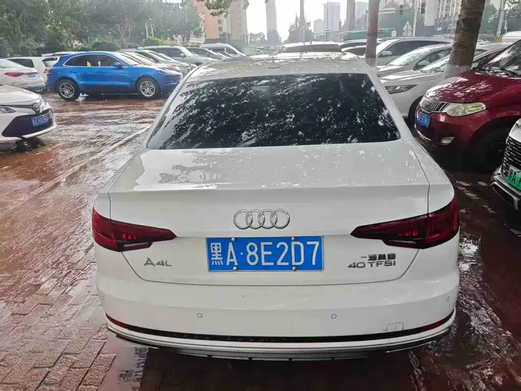 Audi A4L 2019 — фото 10