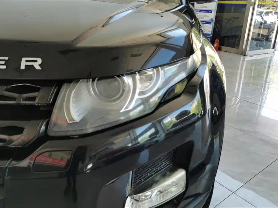 Land Rover Evoque 2012