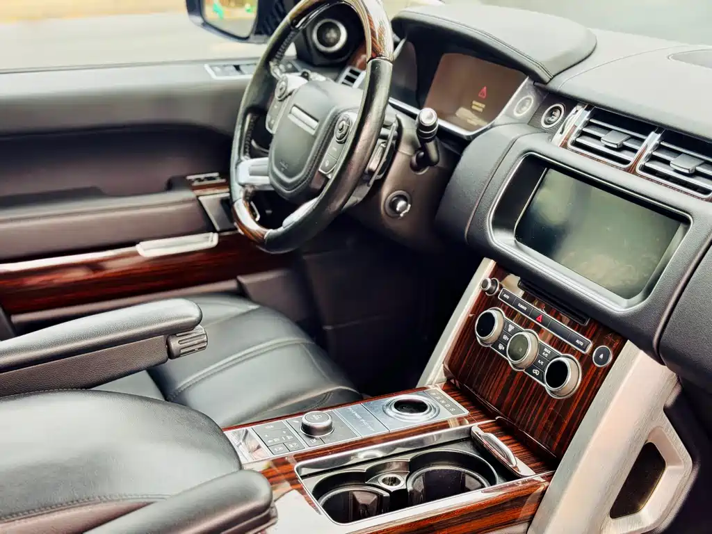 Land Rover Range Rover 2017 — фото 10