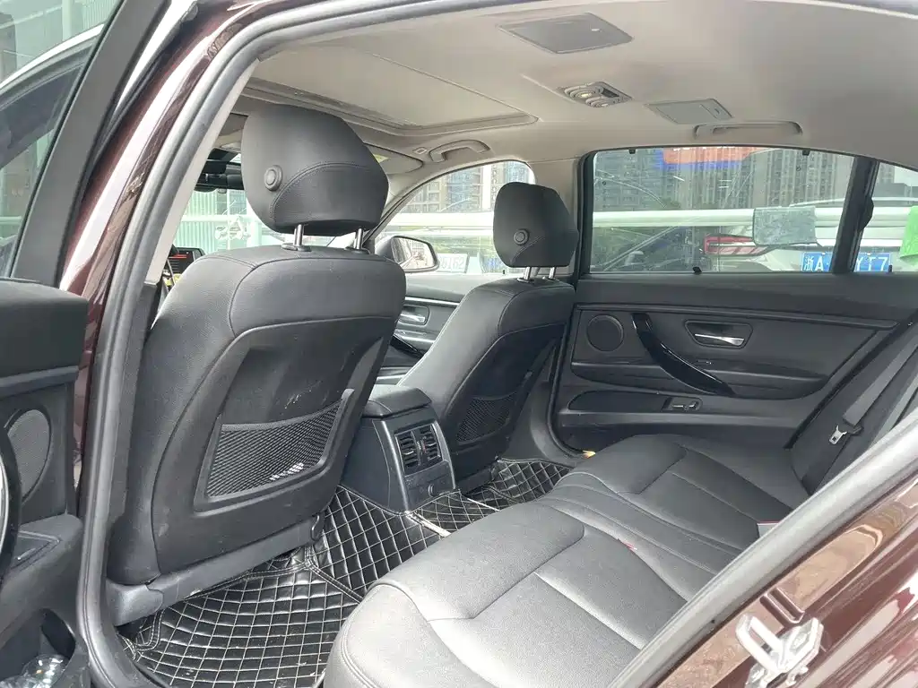 BMW 3 Series 2017