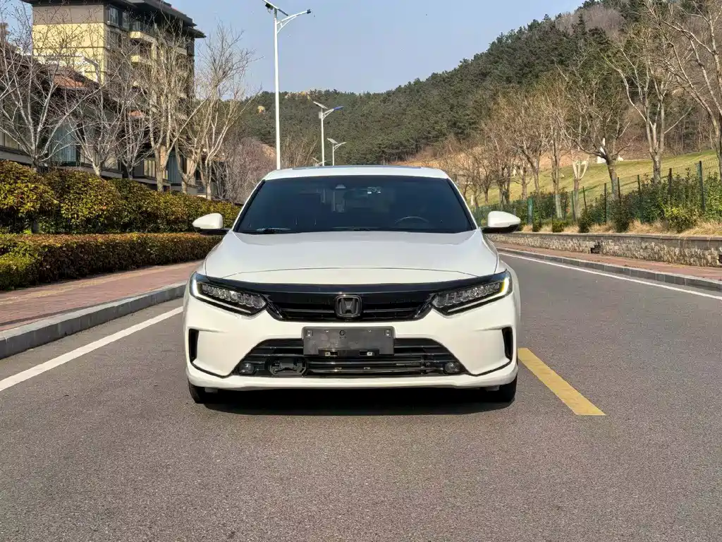 Honda Inspire 2022 — фото 2