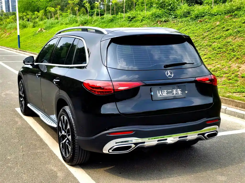 Mercedes-Benz GLC 2023