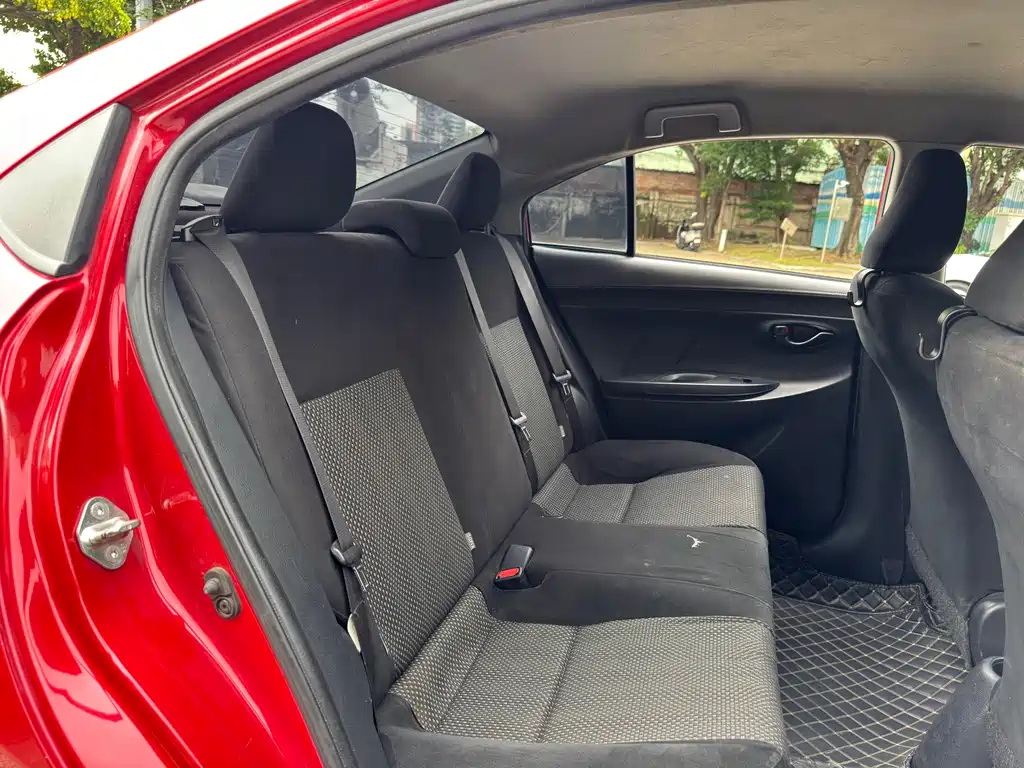 Toyota Vios 2015 — фото 15