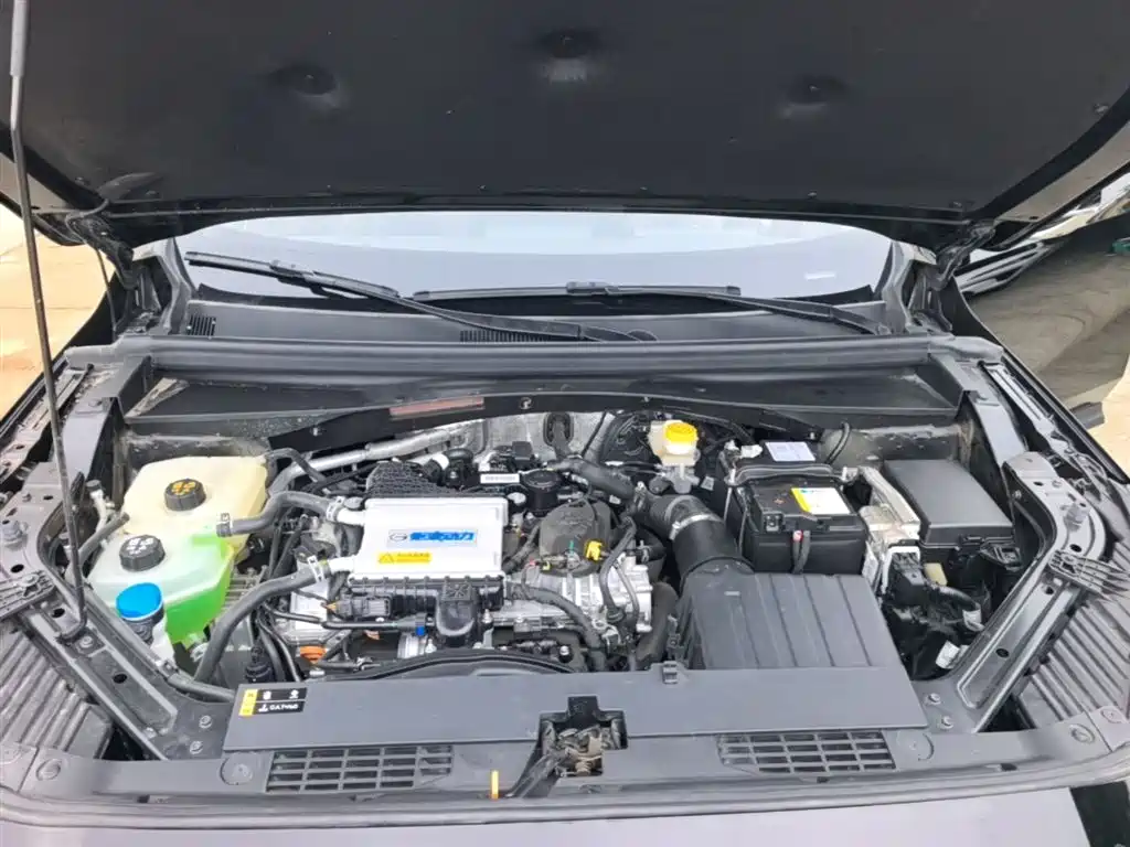 GAC Motor Trumpchi GS4 2025 — фото 20