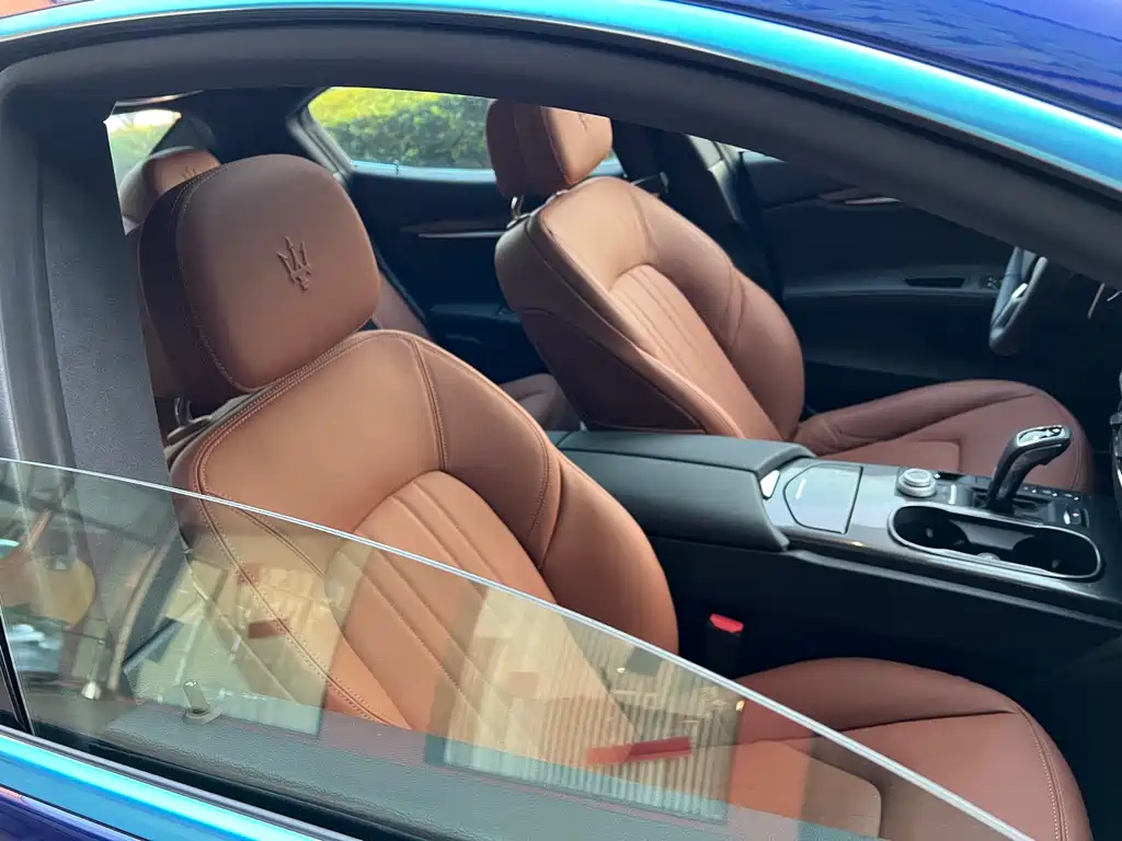 Maserati Ghibli 2026 — фото 17