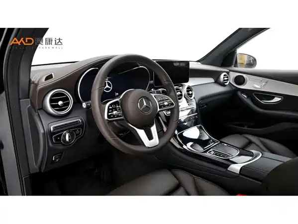 Mercedes-Benz GLC 2023