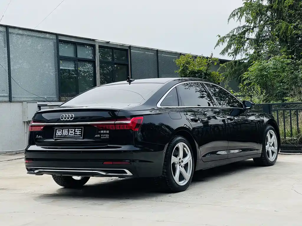 Audi A6L 2023 — фото 19