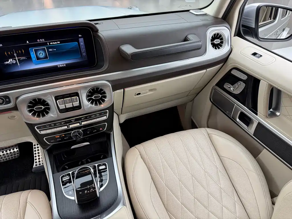 Mercedes-Benz G-Class 2020 — фото 10