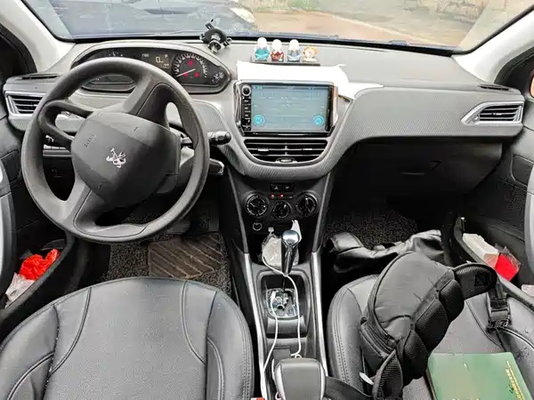 Peugeot 2008 2015
