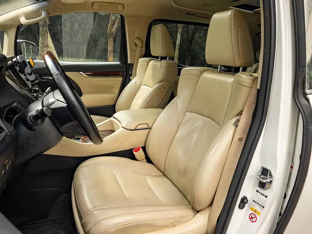 Toyota Alphard 2015 — фото 16
