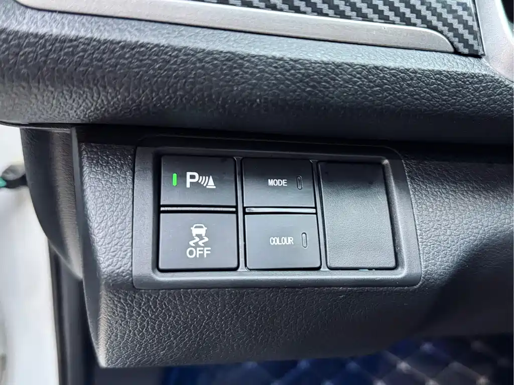 Honda Civic 2018 — фото 20
