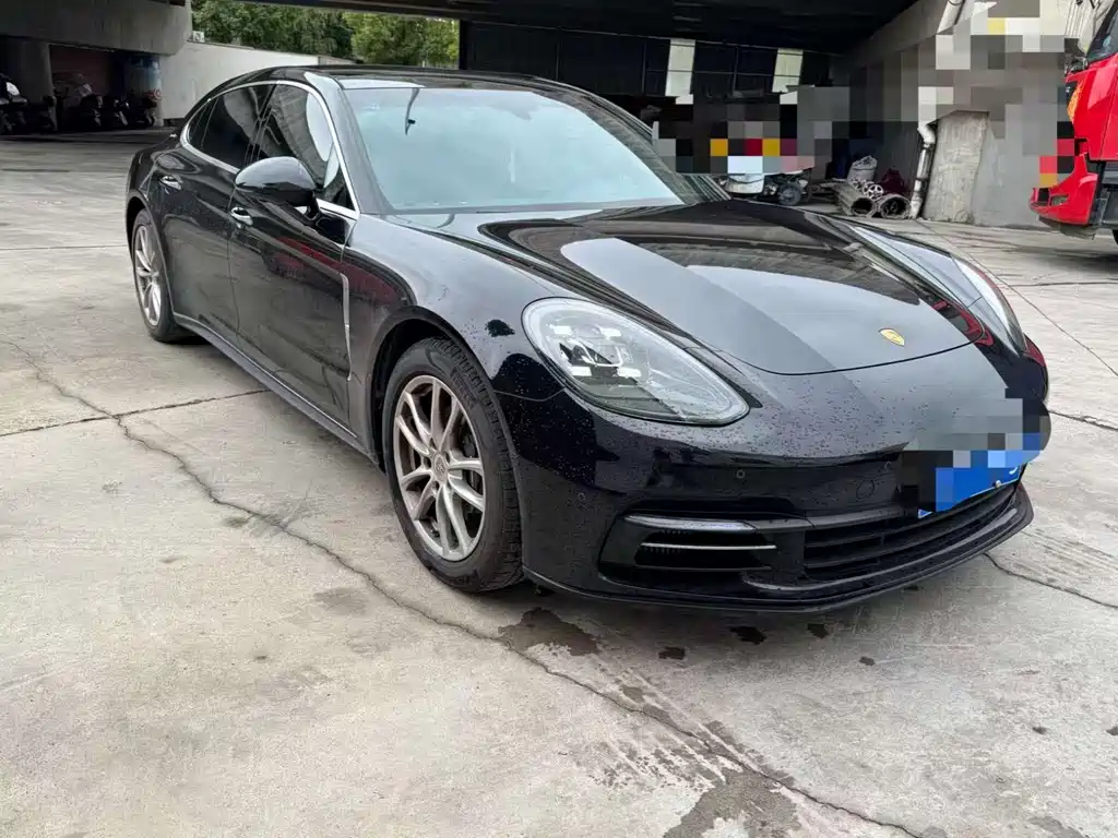Porsche Panamera 2020