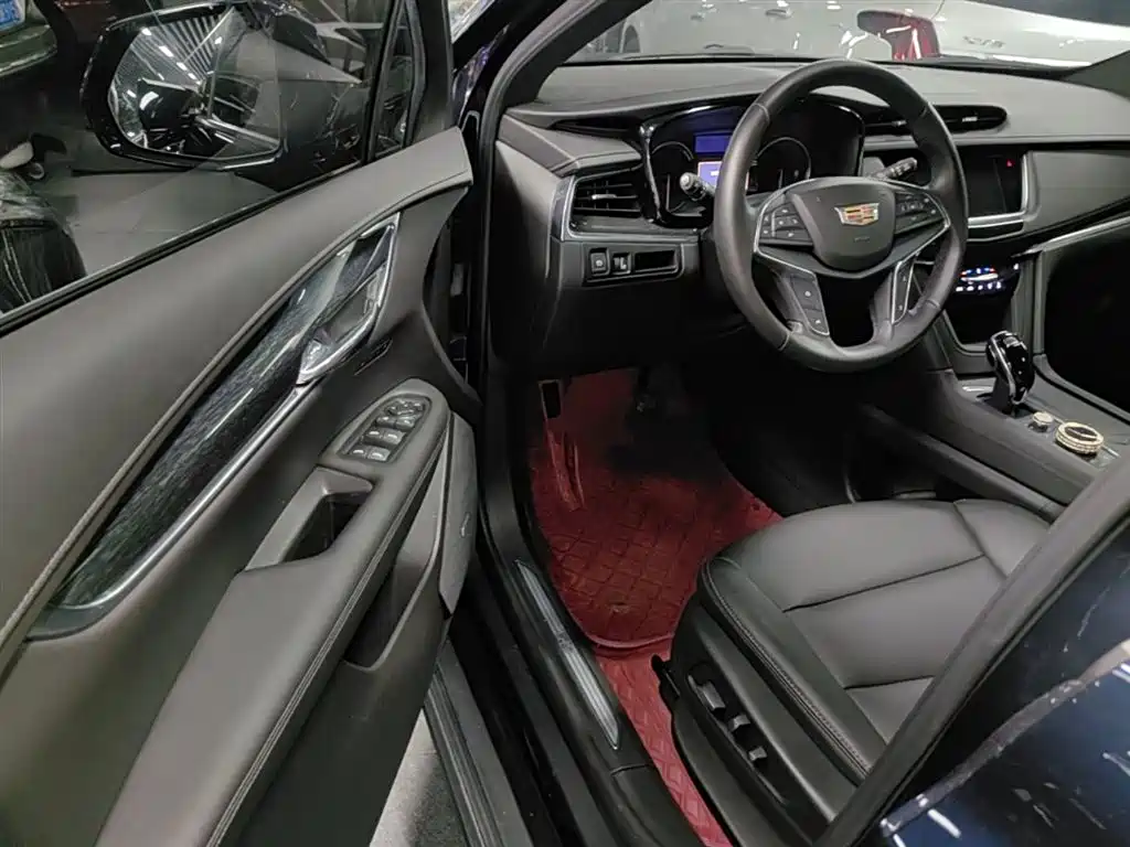 Cadillac XT5 2022 — фото 16