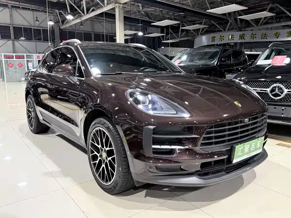 Porsche Macan 2020
