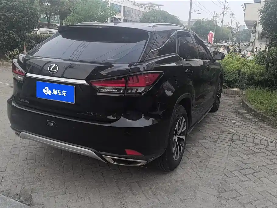 Lexus RX 2021