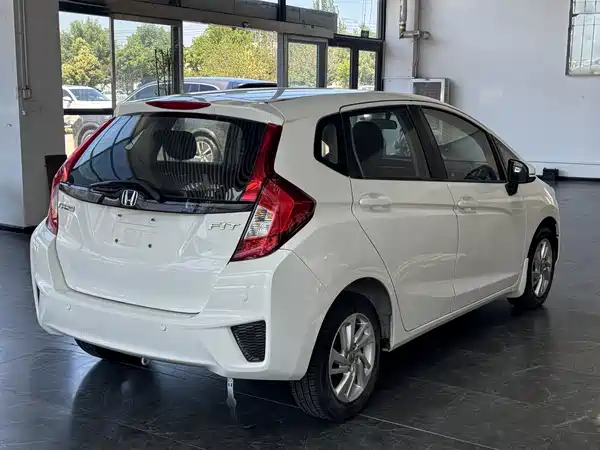 Honda Fit 2015