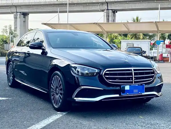 Mercedes-Benz E-Class 2023