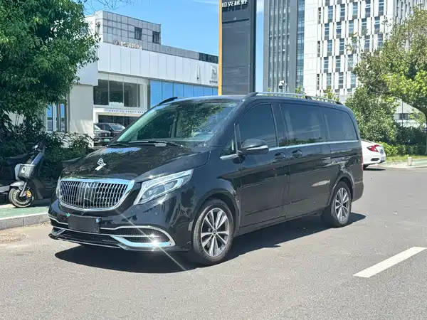 Mercedes-Benz V-Class 2022