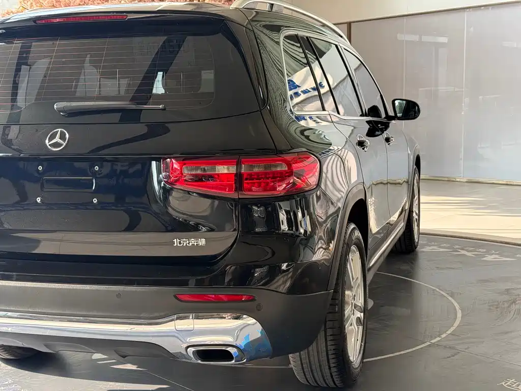 Mercedes-Benz GLB 2021 — фото 15