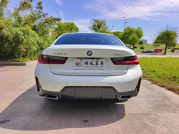 BMW 3 Series 2024