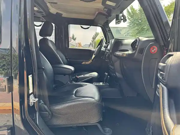 Jeep Wrangler 2014