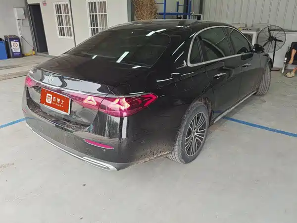 Mercedes-Benz E-Class 2024