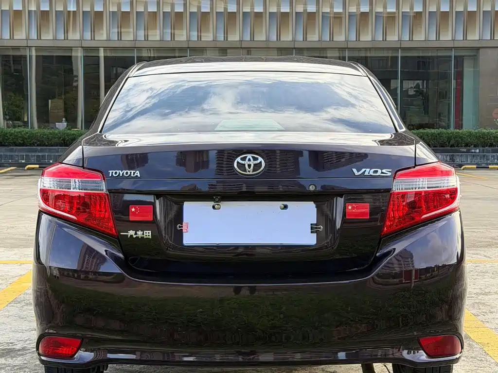 Toyota Vios 2016 — фото 8