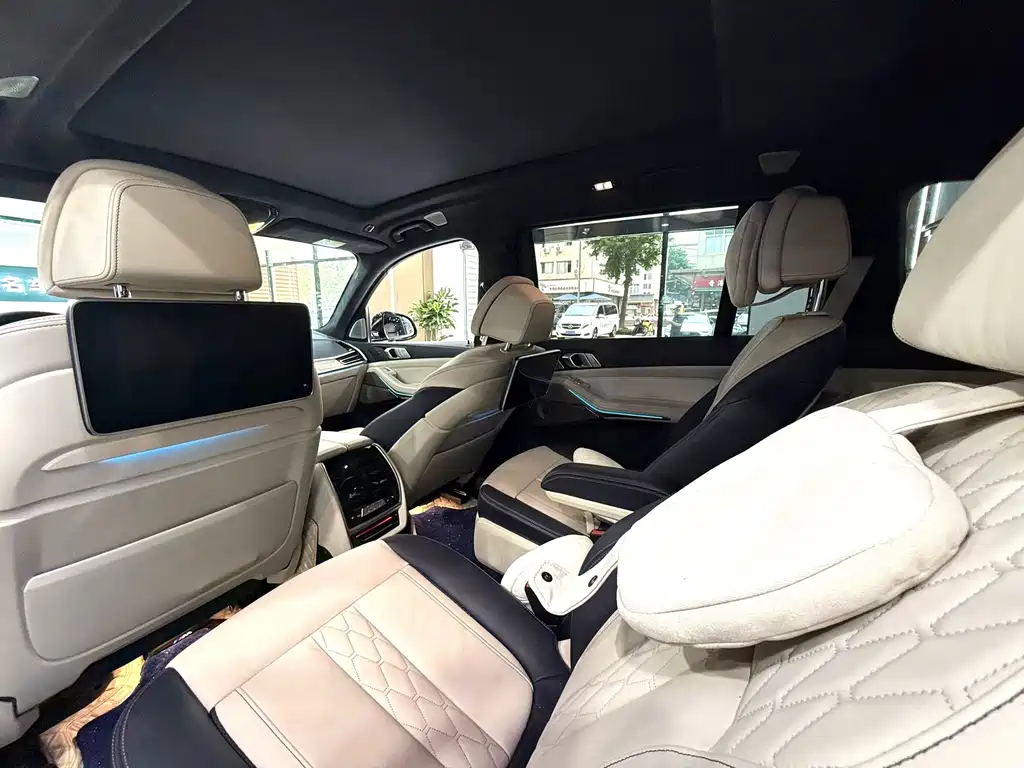 BMW X7 2022 — фото 9