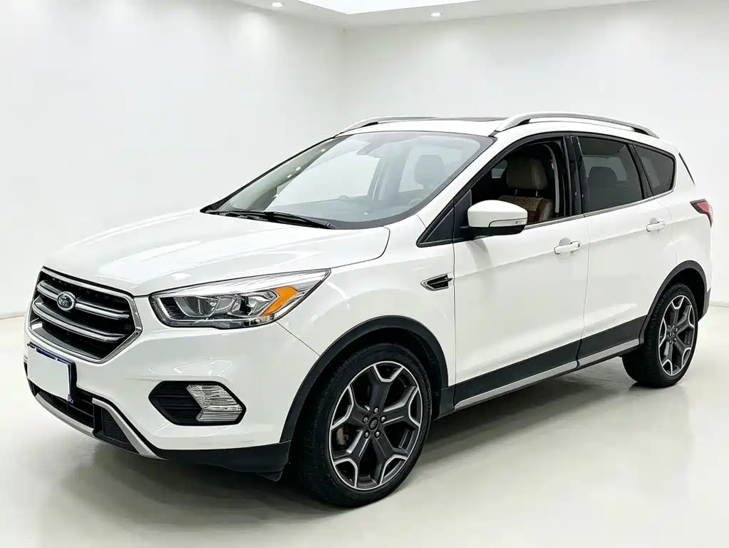 Ford Kuga 2018 — фото 1