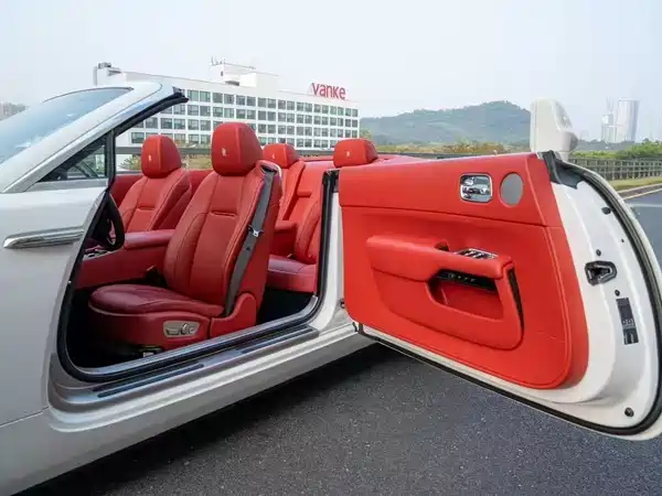Rolls-Royce Yao Ying 2018