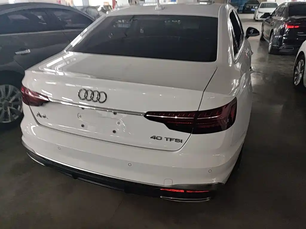 Audi A4L 2020