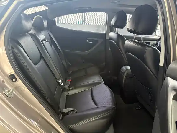 Hyundai Elantra Langdong 2016