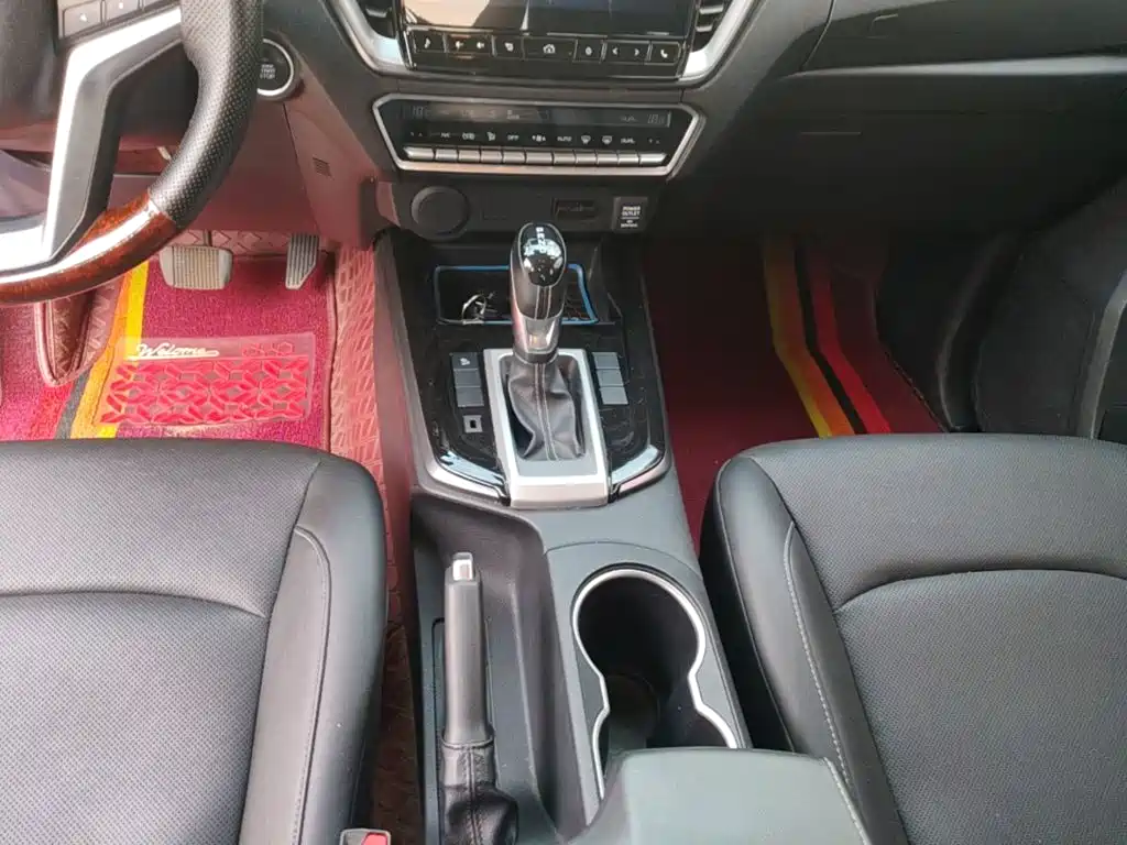 Isuzu D-MAX 2022 — фото 14