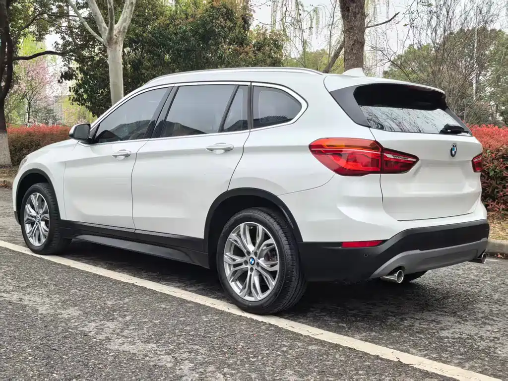 BMW X1 2018 — фото 4