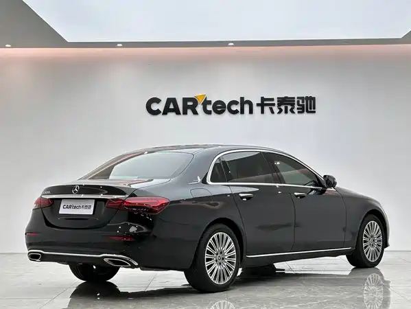 Mercedes-Benz E-Class 2023