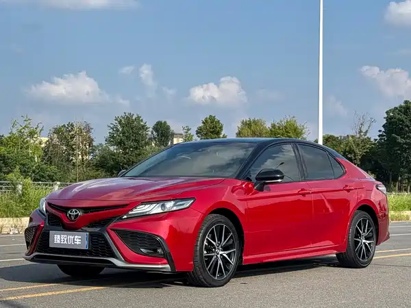 Toyota Camry 2021