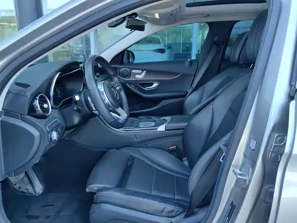 Mercedes-Benz C-Class 2021