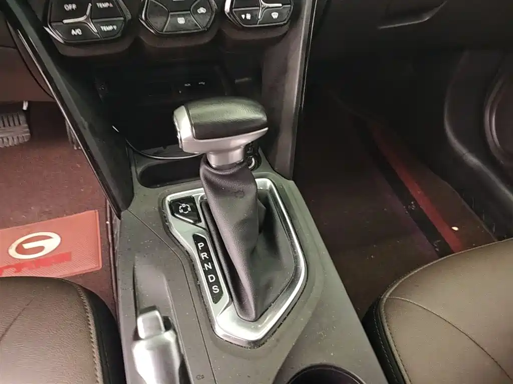 GAC Motor Trumpchi GS4 2017 — фото 14
