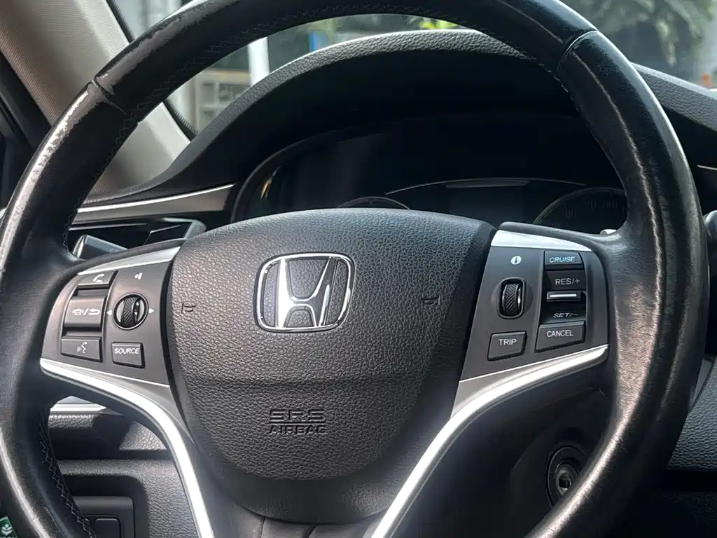 Honda Spirior 2016 — фото 32