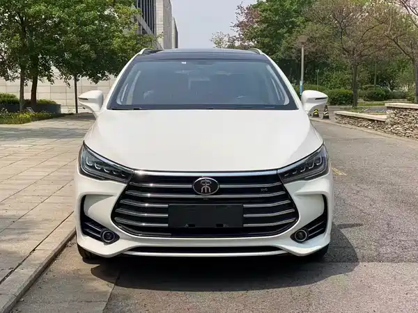 BYD Song MAX 2017
