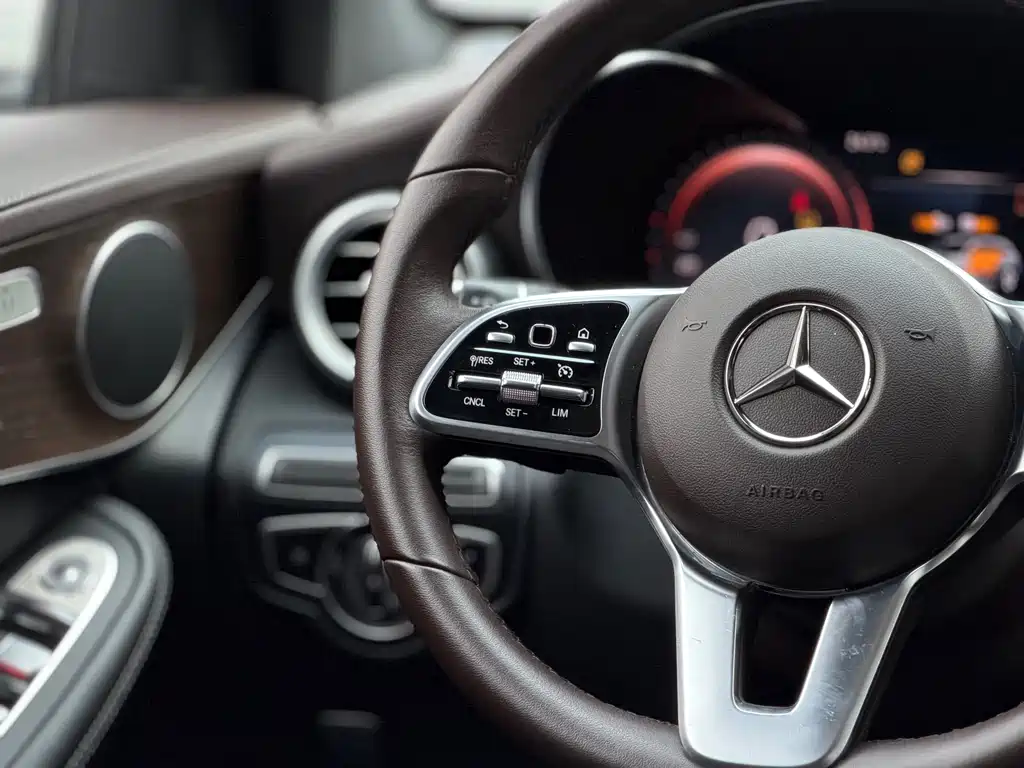 Mercedes-Benz GLC 2021 — фото 16