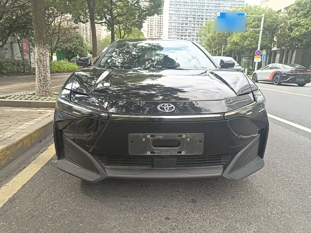 Toyota bZ3 2023