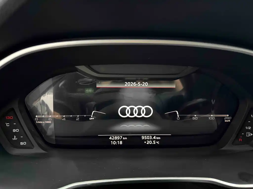 Audi Q3 2022 — фото 11
