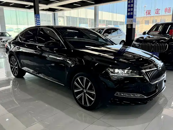 Skoda Superb 2023