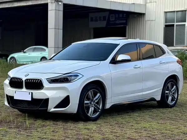BMW X2 2021