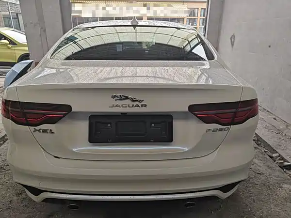 Jaguar XEL 2022