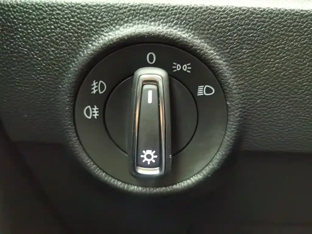 Volkswagen T-Roc 2019 — фото 21